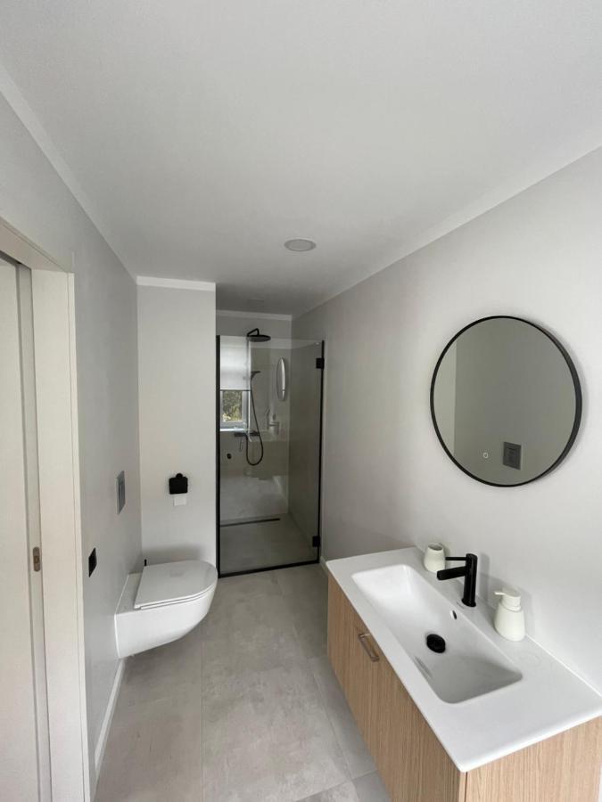 Beach Apartment Лиепая Экстерьер фото